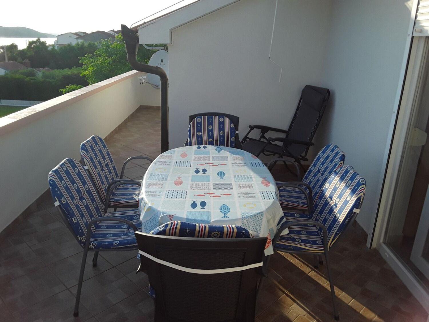 Apartments Frane-20M From Beach Barbat na Rabu Exteriér fotografie